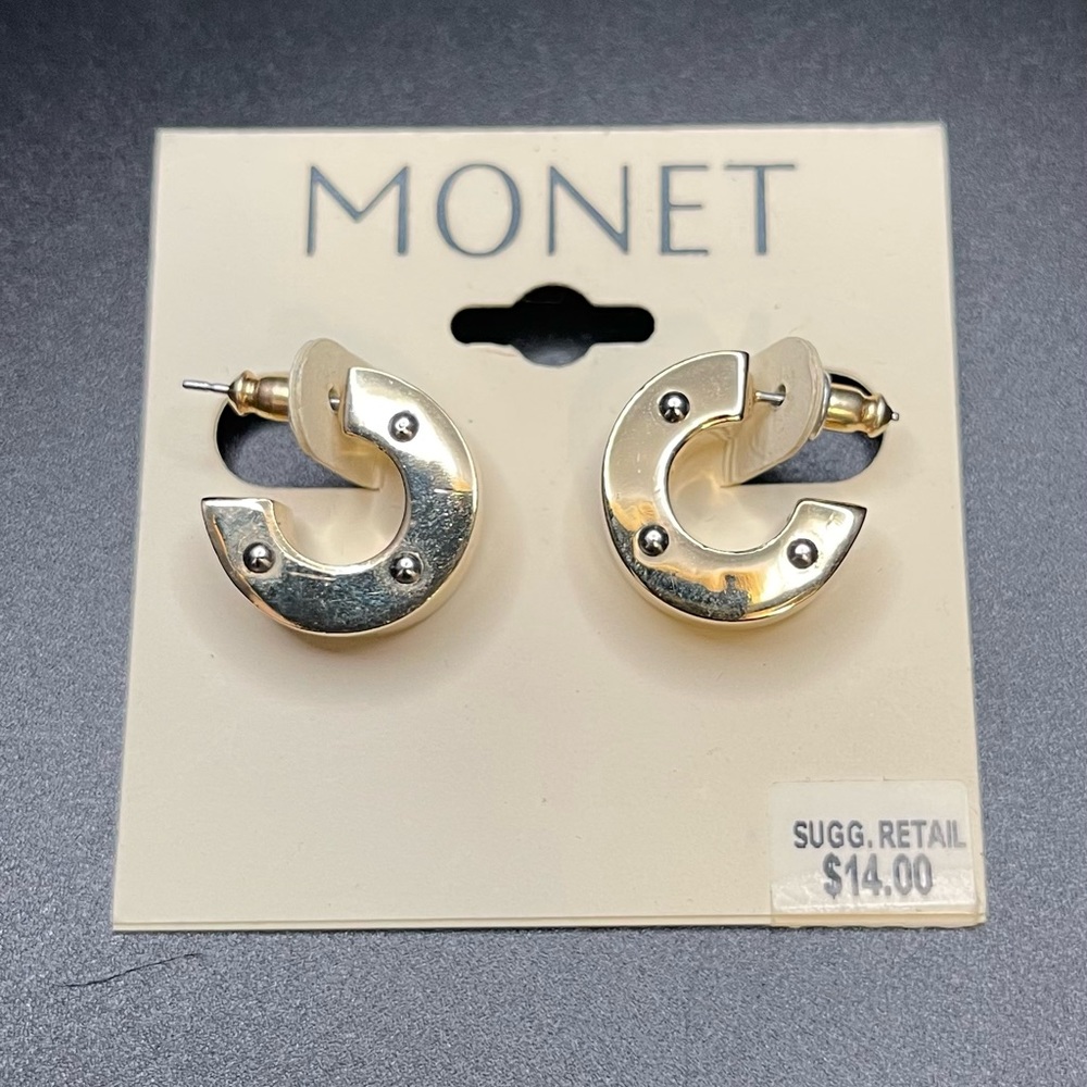 NEW Vintage Monet Earrings